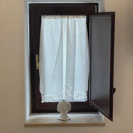 Domus Leprarium * Leporano
